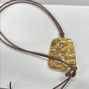 Gold Textured Pendant Necklace